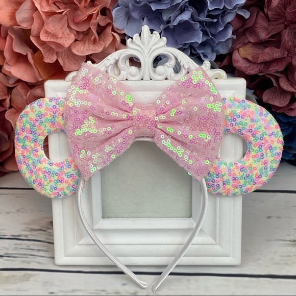 Minnie Mouse Sequin Sprinkle Donut Headband w/ Bow - Picture 2 of 11